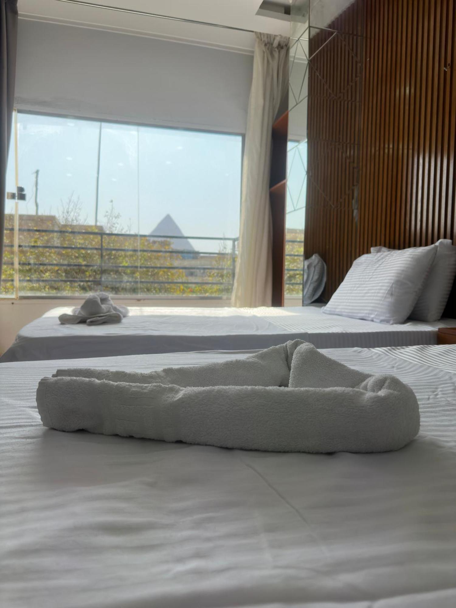 Tecno Pyramids 4* Kafret el-Gabal